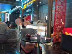 -屋有岛沉浸游戏旗舰店(中山公园店)