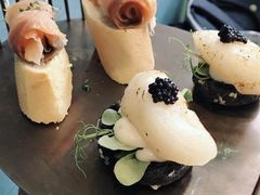 -La Mer Restaurant & Lounge