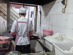 -正宗杨记普洱酸醋米线(总店)