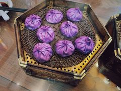 藤椒大虾包-西安贾三灌汤包·回坊小吃·清真炒菜(北院门总店)