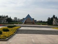 -上海市龙华烈士陵园