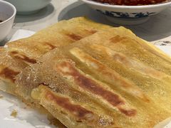 金奖锅贴-春发生饭店·非遗(南院门店)