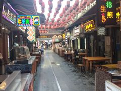 -陈仓老街美食天地