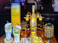 -喜鹊音乐酒馆(西街店)