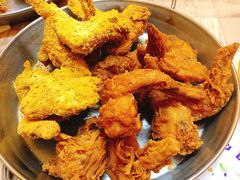 -BHC炸鸡(明洞总店)