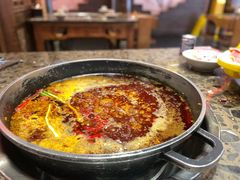 -椒香城门口老火锅(长寿路店)