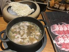 -呷哺呷哺 黄金牧场 (新中关购物中心店)