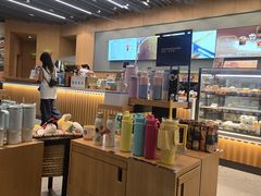 -星巴克臻选(郑州中原万达店)