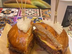 -LESCEDARS Brasserie Bistro香柏树