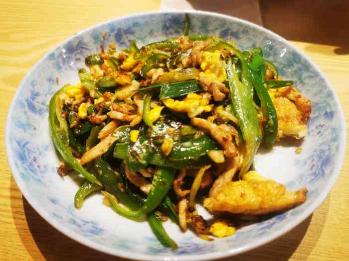 明记·忆往昔(大朗黎贝岭店)-"[色][色]大朗饭堂,性价比门店,路过简.