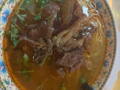 -金杨拉面王小吃面馆·牛三宝面·红烧牛肉粉