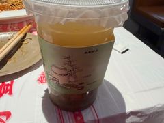 -肥肥虾庄·金牌油焖大虾(汉街SKP店)