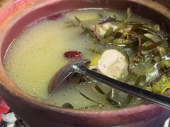 -龙巢盱眙龙虾·鸡煲·烧烤宵夜(坪洲店)