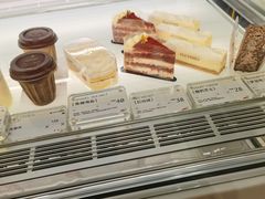 -法桐蛋糕·手作面包(万达公馆店)