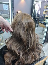 -藤野造型烫染·漂发