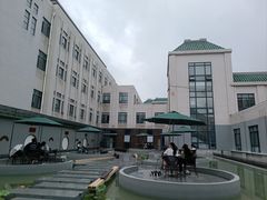 -武汉大学图书馆·文理学部总馆