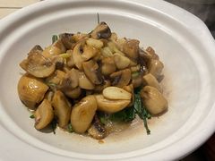 -潮界(LU·ONE凯德晶萃广场店)