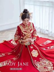 -Lady  Jane高端婚纱礼服馆