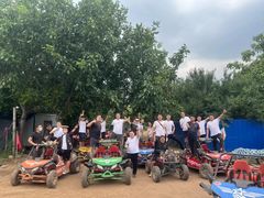 -南山特攻真人CS户外露营轰趴拓展基地