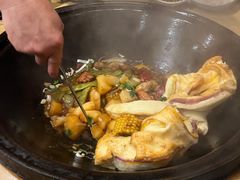 -万里闯关东铁锅炖菜馆(高新旗舰店)