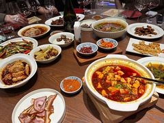 -肆海小川菜酒馆Wine Bistro (青年路店)