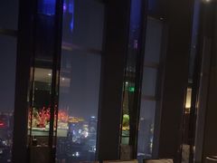 -唐拉雅秀酒店-西锦汇空中BBQ·思创餐厅