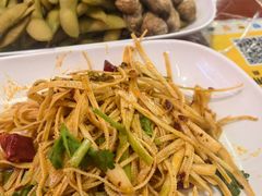 -老何太太鹤岗小串·团建聚餐(龙华店)