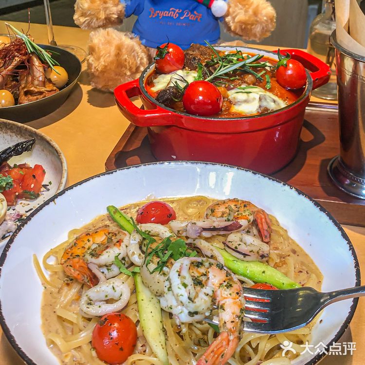 预制朋友圈之美式复古餐厅圣诞照🎄