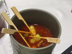 -红鼎豆捞·非遗鲍皇汤火锅(宝丰路店)