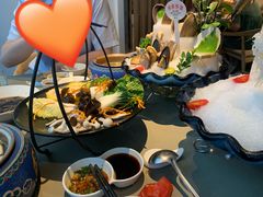 野菌小拼-享月汤皇·海鲜小火锅·聚会(曲江创意谷店)