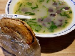 -王全兴鸡血汤鸡汤饭(交通路店)