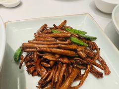 茶树菇辣炒牛柳-翡翠江南(国贸商城店)