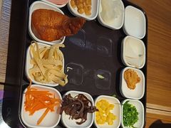-阿香米线(大唐西市大润发店)