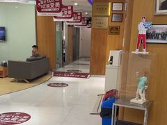 -雅悦齿科(顾村公园店)