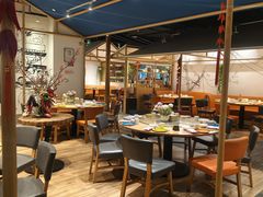 -渝信川菜 · 川味家常菜(财富购物中心店)
