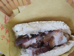 烧饼夹肘子-京容合·老北京烧饼夹肉(珠江八区店)