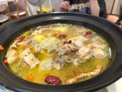 -松哥油焖大虾.小龙虾.黑鸭煲(海岸城店)