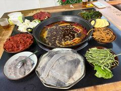 -重庆故事姊妹老火锅(财经学院店)