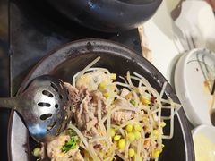 -云海肴·汽锅鸡·云南菜(天山百盛优客店)