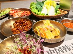 -草家酱蟹炭火烤肉店(珲春南路一店)