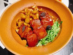 黑松露手剥板栗红烧肉-RIVIERA 松鹤楼(外滩店)