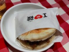 酥皮肉夹馍-西贝莜面村(金隅嘉品mall店)