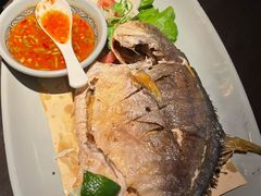 -大头虾越式风味餐厅(光明广场店)