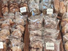 -焙丽拾光(麦凯乐直营店)