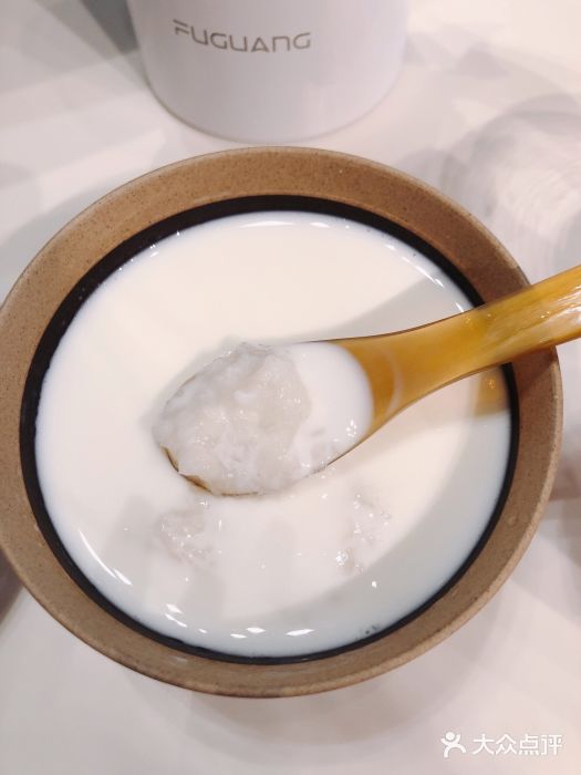 胡麻(静安嘉里店)奶白酒图片