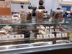 面包甜点陈列柜-VENCHI 闻绮(上海佛罗伦萨小镇店)