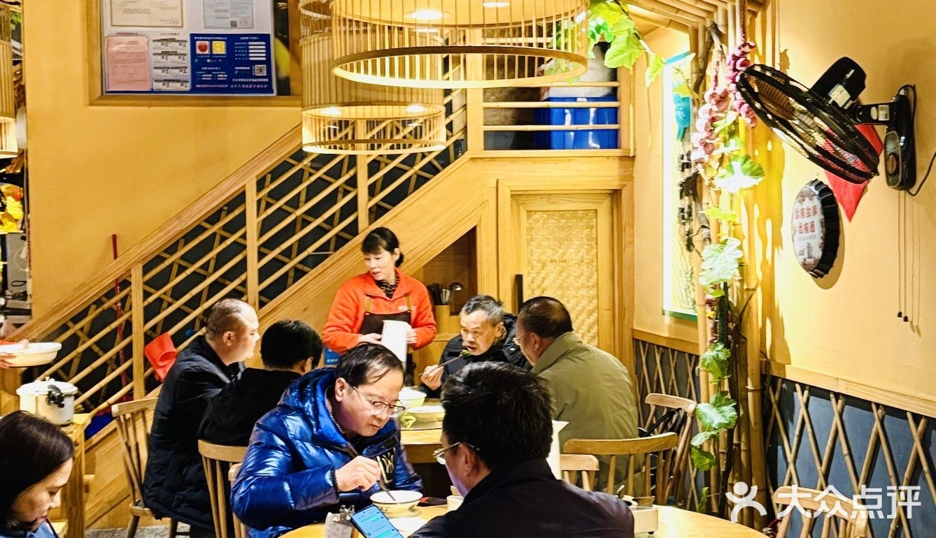 藏不住这家长沙老口子地道湘菜馆了✨！