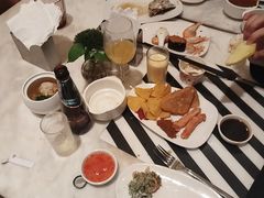 -万达文华酒店·48F云端窗景美食汇自助餐厅