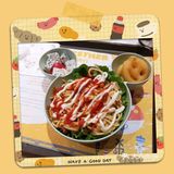 做一顿丰盛的午餐、晚餐给爸爸妈妈吃吧！