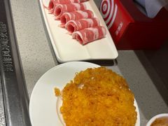 -海底捞火锅(新松江路生日主题店)